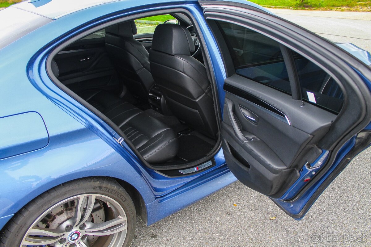 BMW M5 foto 11