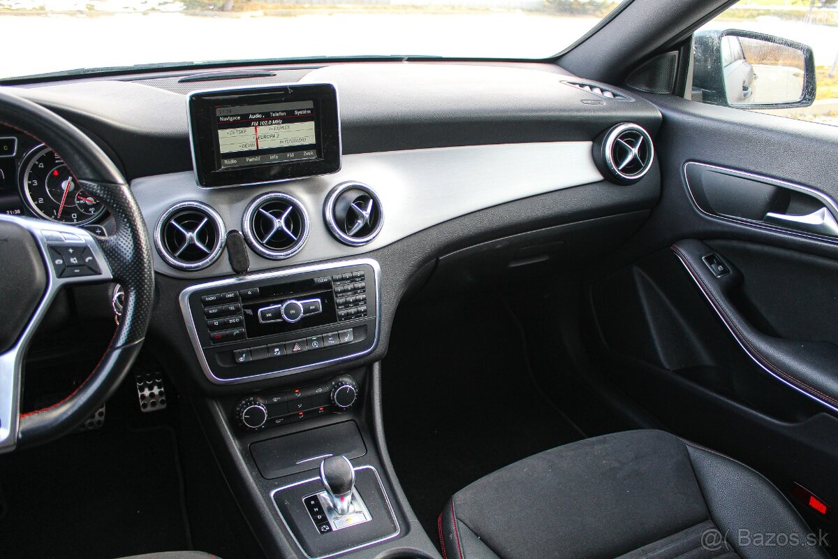 Mercedes-Benz CLA 45 AMG 4MATIC foto 19