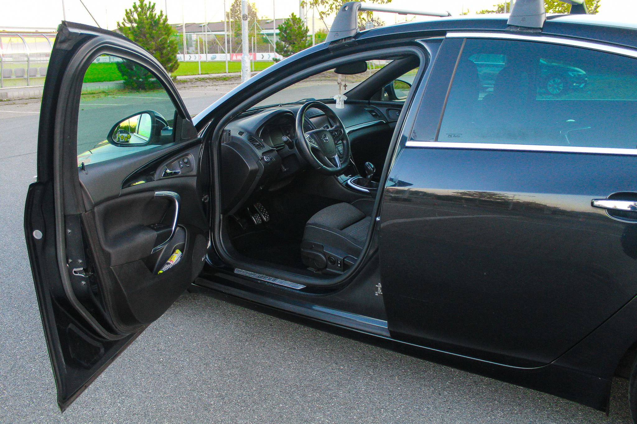 Opel Insignia – fotografia 11