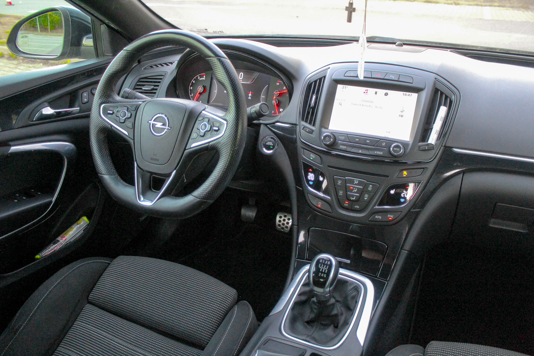 Opel Insignia – fotografia 18